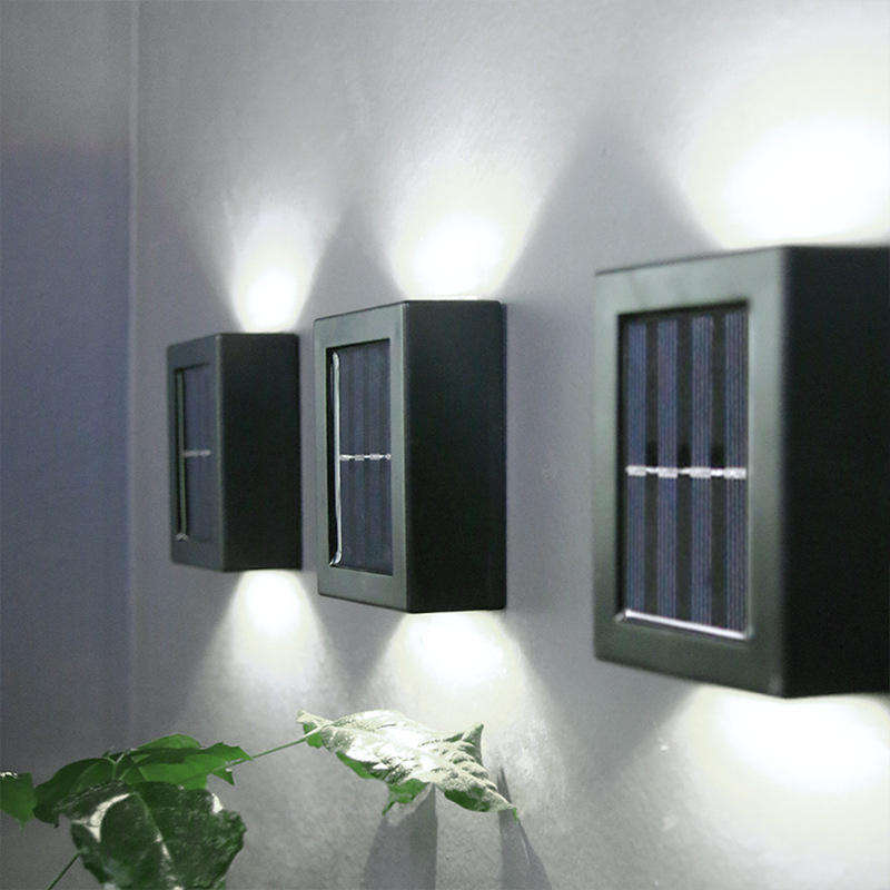 Vente chaude extérieure intelligente jardin décoratif suspendu lumière étanche haut et bas Led lumineux applique murale solaire