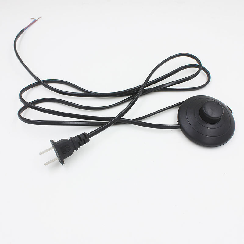 Câble de ligne 1.8m On Off Cordon d'alimentation pour lampe à LED avec interrupteur à bouton 317 Prise EU / US Commutation de la lumière Extension de fil blanc ou noir