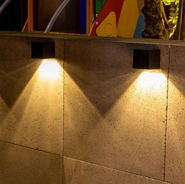 Nouvelle applique murale solaire extérieur jardin applique murale ménage carré veilleuse lampe à économie d'énergie extérieur étanche 