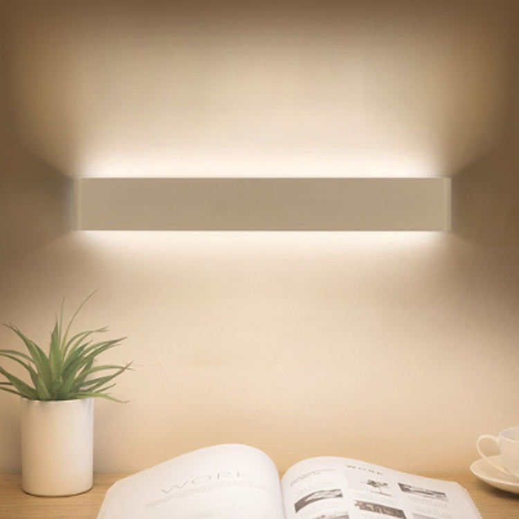 Nouveau moderne LED lampe en aluminium lampe de chevet applique chambre salle de bain miroir lumière longue onde noir et blanc Shell
